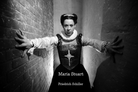 als Maria Stuart, Königin von Schottland
Foto: Andreas Tamme www.tonwert21.de